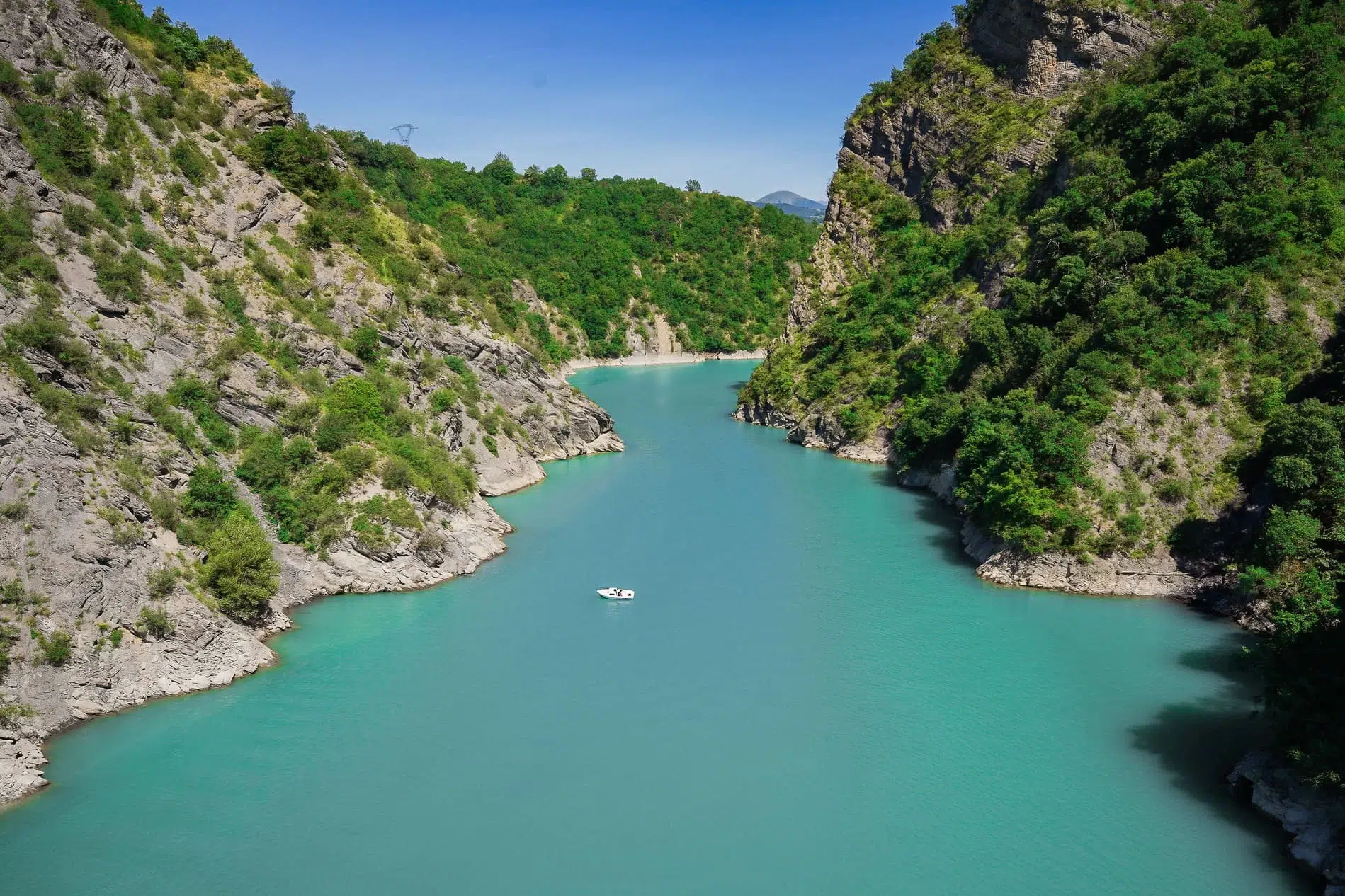 camping avec lac et aire aquatique