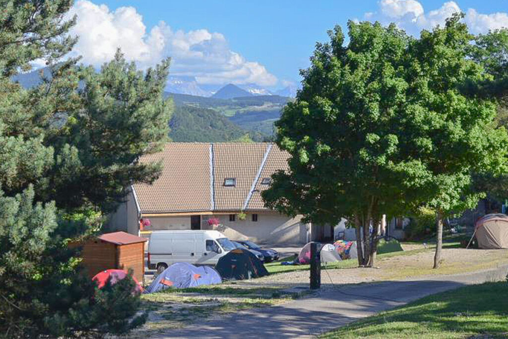emplacement tente camping isere